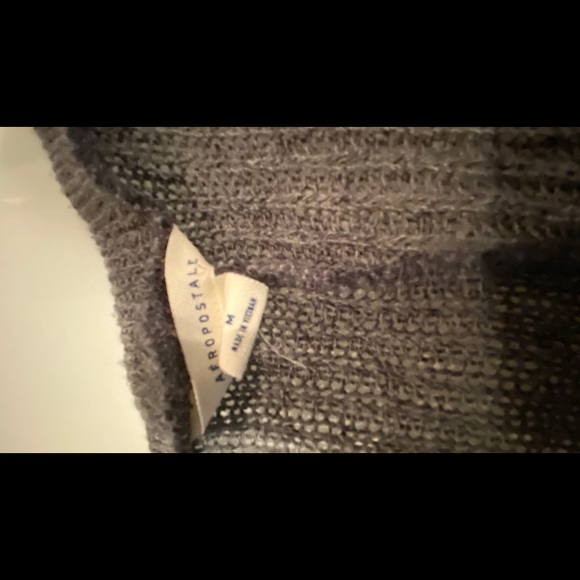 Grey sweater - Picture 2 of 3
